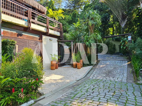 Imagem Casa com 4 Quartos à Venda, 600 m² em Vargem Grande - Rio De Janeiro