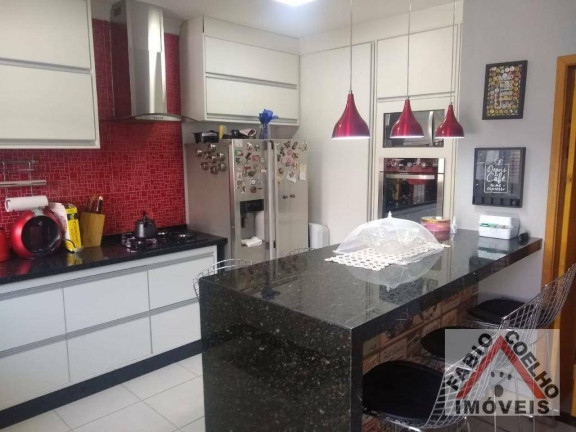 Sobrado com 3 Quartos à Venda, 110 m² em Campo Grande - São Paulo