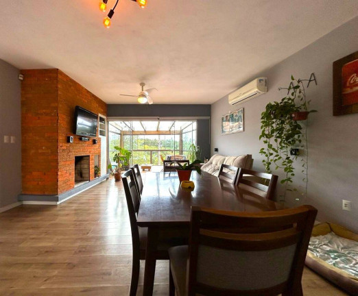 Imagem Casa com 2 Quartos à Venda, 312 m² em Mário Quintana - Porto Alegre Imagem Casa com 2 Quartos à Venda, 312 m² em Mário Quintana - Porto Alegre