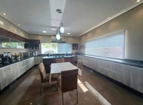 Imagem Casa com 5 Quartos à Venda, 700 m² em Parque A Equitativa - Duque De Caxias
