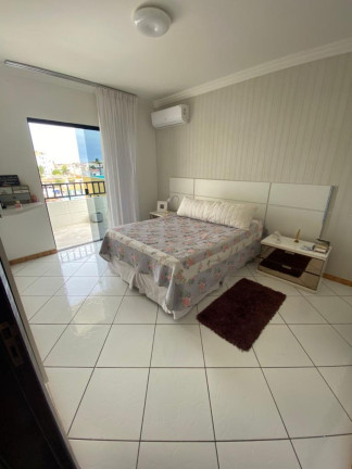 Imagem Imóvel com 2 Quartos à Venda, 200 m² em Itapuã - Salvador Imagem Imóvel com 2 Quartos à Venda, 200 m² em Itapuã - Salvador