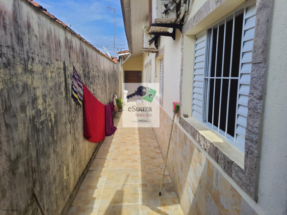 Imagem Casa com 2 Quartos à Venda, 110 m² em Maracanã - Praia Grande Imagem Casa com 2 Quartos à Venda, 110 m² em Maracanã - Praia Grande
