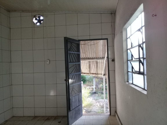 Imagem Casa com 2 Quartos à Venda, 300 m² em São Benedito - Pindamonhangaba