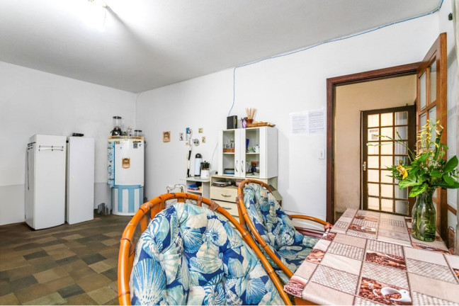 Imagem Casa com 3 Quartos à Venda, 170 m² em Jardim Itu - Porto Alegre Imagem Casa com 3 Quartos à Venda, 170 m² em Jardim Itu - Porto Alegre