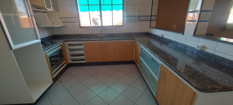 Imagem Sobrado com 3 Quartos à Venda, 418 m² em Parque Das Flores - Campinas Imagem Sobrado com 3 Quartos à Venda, 418 m² em Parque Das Flores - Campinas