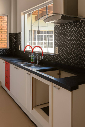 Imagem Casa com 3 Quartos à Venda, 300 m² em Recanto Dos Pássaros - Cuiabá Imagem Casa com 3 Quartos à Venda, 300 m² em Recanto Dos Pássaros - Cuiabá