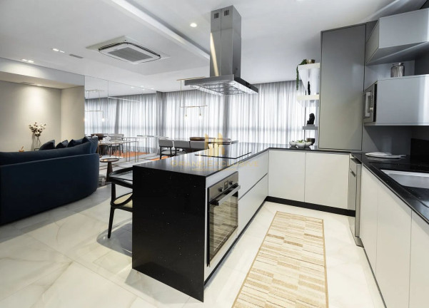 Imagem Apartamento com 3 Quartos à Venda, 167 m² em Centro - Balneário Camboriú Imagem Apartamento com 3 Quartos à Venda, 167 m² em Centro - Balneário Camboriú