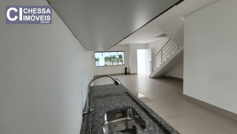 Imagem Sobrado com 2 Quartos à Venda, 100 m² em Espinheiros - Itajaí Imagem Sobrado com 2 Quartos à Venda, 100 m² em Espinheiros - Itajaí