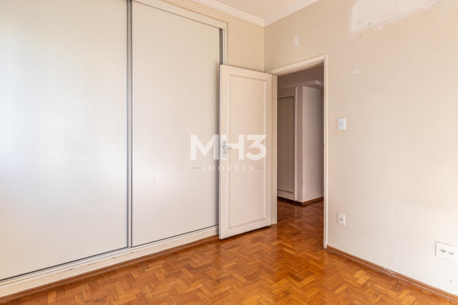 Imagem Imóvel com 4 Quartos à Venda, 127 m² em Cambuí - Campinas Imagem Imóvel com 4 Quartos à Venda, 127 m² em Cambuí - Campinas