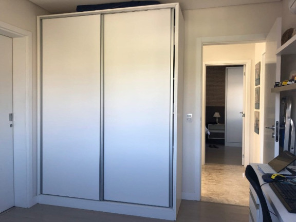 Imagem Sobrado com 3 Quartos à Venda, 134 m² em Jardim Itu - Porto Alegre Imagem Sobrado com 3 Quartos à Venda, 134 m² em Jardim Itu - Porto Alegre
