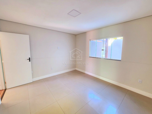 Imagem Casa com 4 Quartos à Venda, 200 m² em Arniqueira - águas Claras