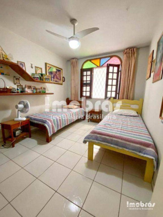 Imagem Casa com 3 Quartos à Venda, 230 m² em Cidade Dos Funcionários - Fortaleza Imagem Casa com 3 Quartos à Venda, 230 m² em Cidade Dos Funcionários - Fortaleza