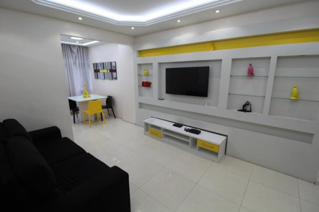 Imagem Apartamento com 2 Quartos para Temporada, 90 m² em Copacabana - Rio De Janeiro Imagem Apartamento com 2 Quartos para Temporada, 90 m² em Copacabana - Rio De Janeiro