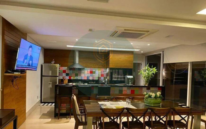 Casa com 4 Quartos à Venda, 900 m² em Jardim Itália - Cuiabá