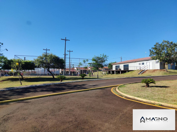 Imagem Casa de Condomínio com 2 Quartos à Venda, 100 m² em Parque Verde - Cascavel