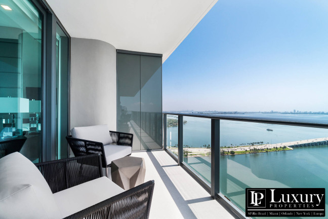 Imagem Apartamento com 3 Quartos à Venda, 200 m² em Miami Design District - Miami Imagem Apartamento com 3 Quartos à Venda, 200 m² em Miami Design District - Miami
