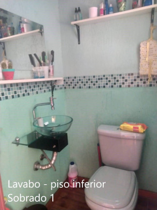 Imagem Casa com 8 Quartos à Venda, 210 m² em Jardim Carapicuíba - Carapicuíba