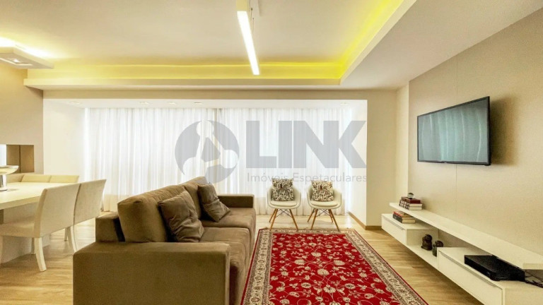 Imagem Apartamento com 3 Quartos à Venda, 105 m² em Passo Da Areia - Porto Alegre