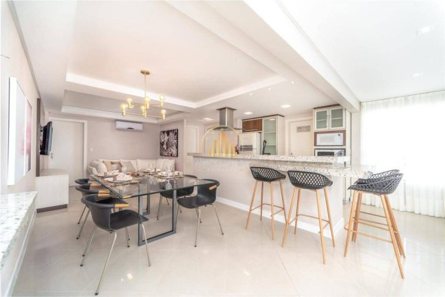 Imagem Apartamento com 3 Quartos à Venda, 106 m² em Centro - Balneário Camboriú