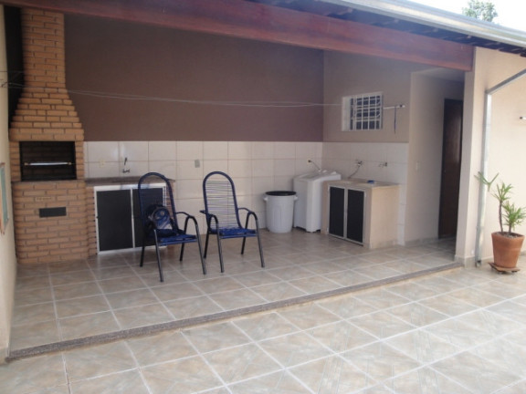Imagem Casa com 2 Quartos à Venda, 200 m² em Jardim Vânia Maria - Bauru Imagem Casa com 2 Quartos à Venda, 200 m² em Jardim Vânia Maria - Bauru