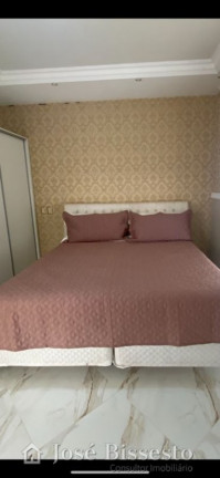 Imagem Casa com 5 Quartos à Venda, 980 m² em Granja Viana - Carapicuiba Imagem Casa com 5 Quartos à Venda, 980 m² em Granja Viana - Carapicuiba