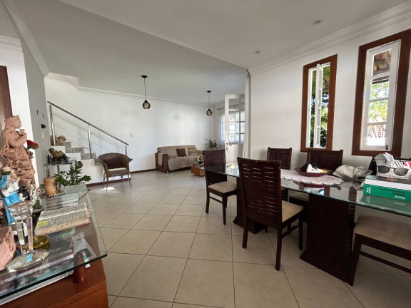 Imagem Casa de Condomínio com 4 Quartos à Venda, 490 m² em Buraquinho - Lauro De Freitas
