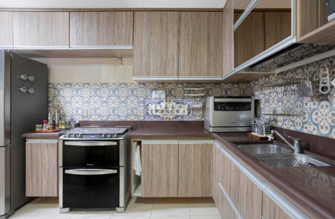 Imagem Apartamento com 3 Quartos à Venda, 164 m² em Tijuca - Rio De Janeiro Imagem Apartamento com 3 Quartos à Venda, 164 m² em Tijuca - Rio De Janeiro