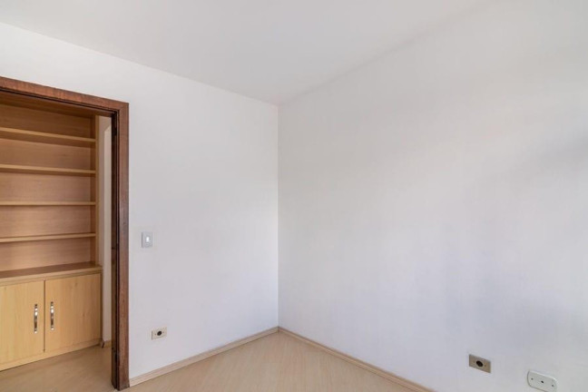 Imagem Apartamento com 3 Quartos à Venda, 76 m² em Cabral - Curitiba Imagem Apartamento com 3 Quartos à Venda, 76 m² em Cabral - Curitiba