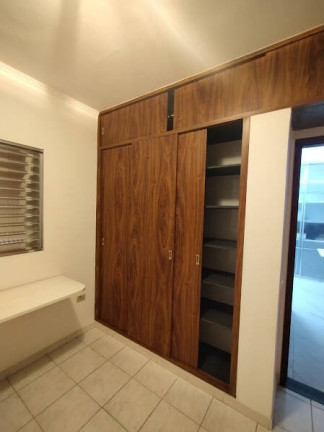 Imagem Sobrado com 4 Quartos à Venda, 132 m² em Conjunto Habitacional Barreira Grande - São Paulo