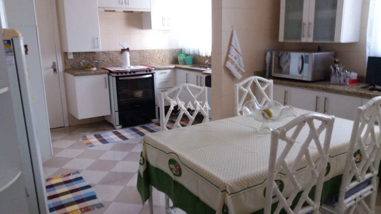Imagem Apartamento com 3 Quartos à Venda, 230 m² em José Menino - Santos