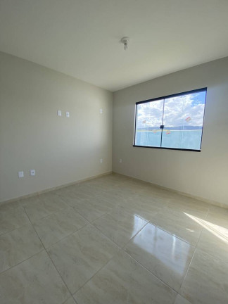 Imagem Casa com 3 Quartos à Venda, 300 m² em Centro - Maricá