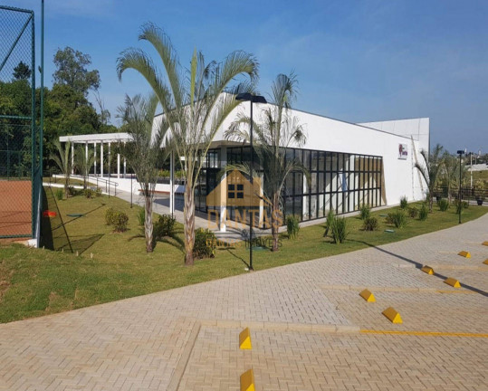 Imagem Imóvel com 3 Quartos à Venda, 150 m² em Brasil - Itu Imagem Imóvel com 3 Quartos à Venda, 150 m² em Brasil - Itu