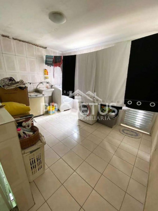 Imagem Casa com 3 Quartos à Venda, 180 m² em Taboão Da Serra Imagem Casa com 3 Quartos à Venda, 180 m² em Taboão Da Serra
