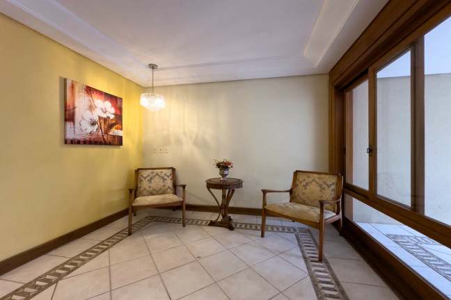 Imagem Apartamento com 3 Quartos à Venda, 94 m² em Petrópolis - Porto Alegre Imagem Apartamento com 3 Quartos à Venda, 94 m² em Petrópolis - Porto Alegre