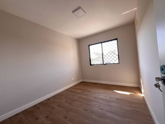 Imagem Sobrado com 3 Quartos à Venda, 136 m² em Cascavel