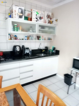Imagem Casa com 4 Quartos à Venda, 240 m² em Capoeiras - Florianópolis Imagem Casa com 4 Quartos à Venda, 240 m² em Capoeiras - Florianópolis