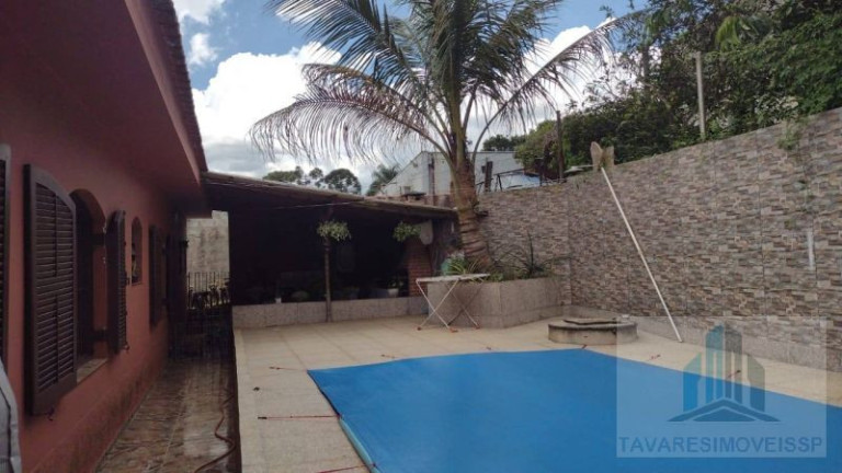 Chácara com 3 Quartos à Venda, 1.100 m² em Ipelândia - Suzano