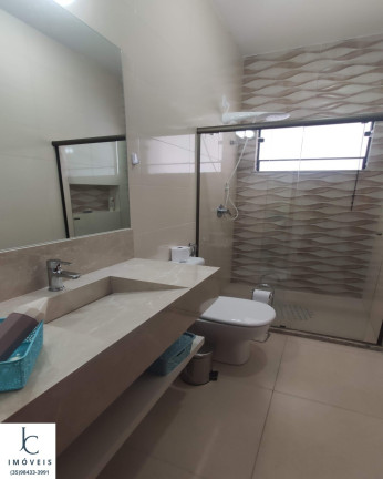 Imagem Casa com 3 Quartos à Venda, 253 m² em Loteamento Moradas Da Serra - São Lourenço Imagem Casa com 3 Quartos à Venda, 253 m² em Loteamento Moradas Da Serra - São Lourenço