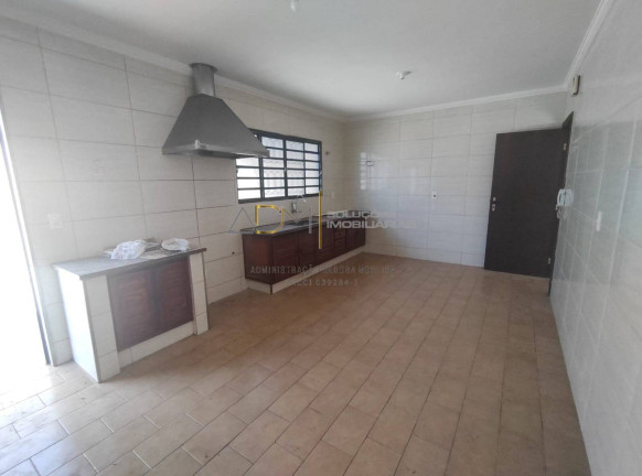 Imagem Casa com 4 Quartos à Venda, 400 m² em Vila Pinheiro Machado - Botucatu Imagem Casa com 4 Quartos à Venda, 400 m² em Vila Pinheiro Machado - Botucatu