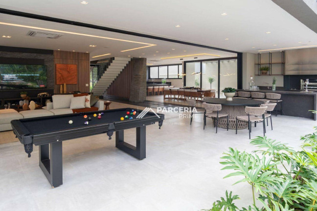 Imagem Casa com 7 Quartos à Venda, 670 m² em Riviera Módulo 12 - Bertioga Imagem Casa com 7 Quartos à Venda, 670 m² em Riviera Módulo 12 - Bertioga