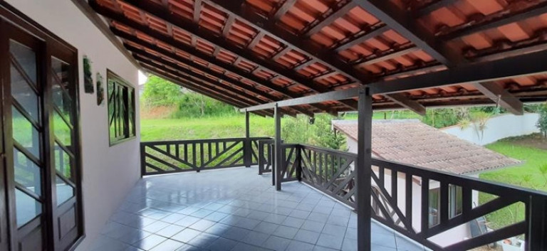 Imagem Sobrado com 4 Quartos à Venda, 269 m² em Santa Catarina - Joinville Imagem Sobrado com 4 Quartos à Venda, 269 m² em Santa Catarina - Joinville
