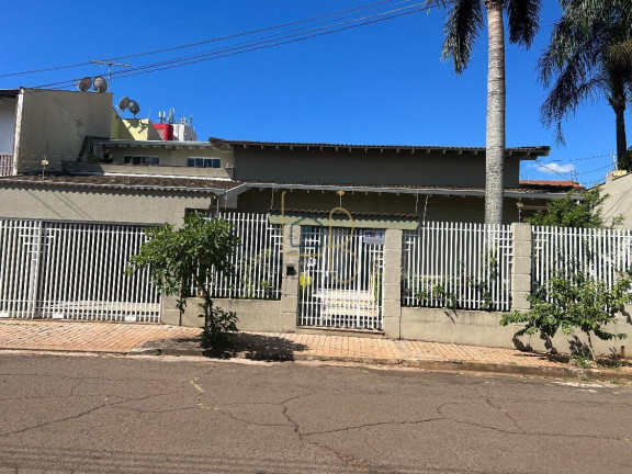 Imagem Casa com 5 Quartos à Venda, 272 m² em Caravelle - Londrina Imagem Casa com 5 Quartos à Venda, 272 m² em Caravelle - Londrina