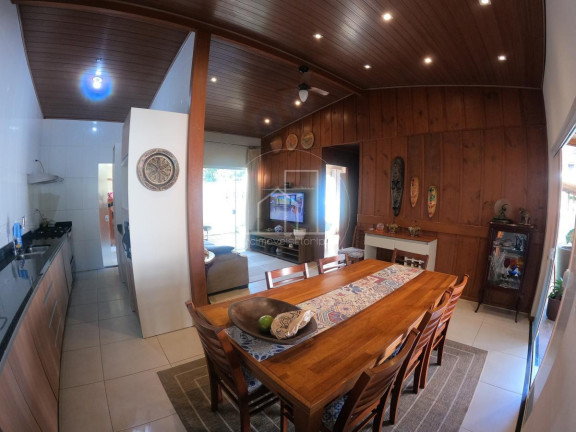 Imagem Casa com 7 Quartos à Venda, 250 m² em São João Do Rio Vermelho - Florianópolis Imagem Casa com 7 Quartos à Venda, 250 m² em São João Do Rio Vermelho - Florianópolis