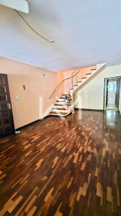 Imagem Sobrado com 3 Quartos à Venda, 212 m² em Jardim Aida - Guarulhos Imagem Sobrado com 3 Quartos à Venda, 212 m² em Jardim Aida - Guarulhos