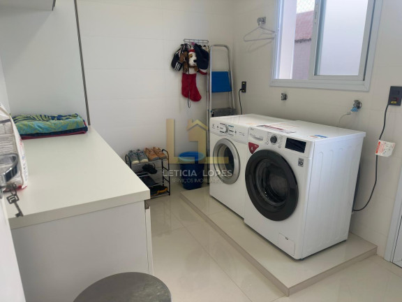 Imagem Casa com 3 Quartos à Venda, 280 m² em Medeiros - Jundiaí Imagem Casa com 3 Quartos à Venda, 280 m² em Medeiros - Jundiaí