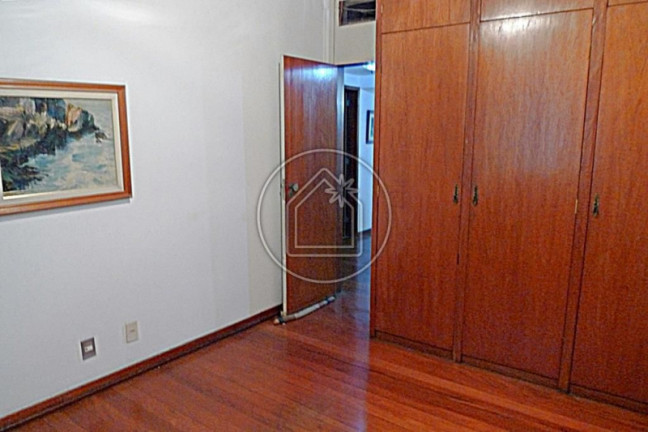 Imagem Apartamento com 3 Quartos à Venda, 184 m² em Copacabana - Rio De Janeiro Imagem Apartamento com 3 Quartos à Venda, 184 m² em Copacabana - Rio De Janeiro
