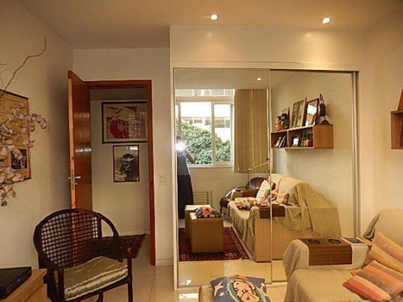 Imagem Apartamento com 3 Quartos à Venda, em Ipanema - Rio De Janeiro Imagem Apartamento com 3 Quartos à Venda, em Ipanema - Rio De Janeiro