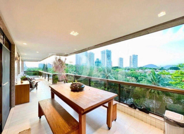 Imagem Imóvel com 4 Quartos à Venda, 218 m² em Barra Da Tijuca - Rio De Janeiro Imagem Imóvel com 4 Quartos à Venda, 218 m² em Barra Da Tijuca - Rio De Janeiro