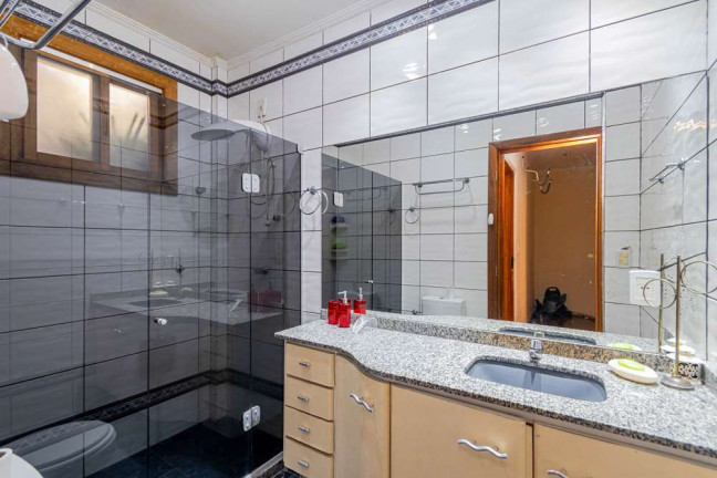 Imagem Casa com 6 Quartos à Venda,  em Tristeza - Porto Alegre