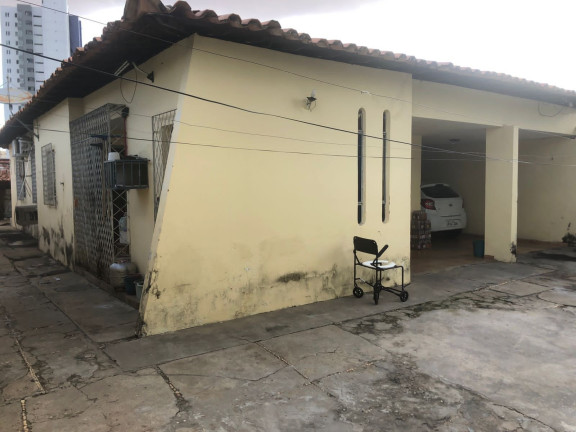 Imagem Casa com 2 Quartos à Venda, 366 m² em Fátima - Teresina Imagem Casa com 2 Quartos à Venda, 366 m² em Fátima - Teresina